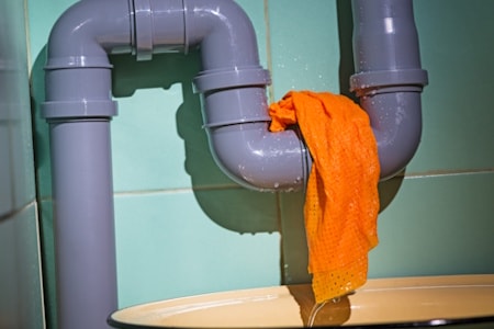 The Most Common Emergency Plumbing Issues New Jersey Homeowners Face in Winter Thumbnail